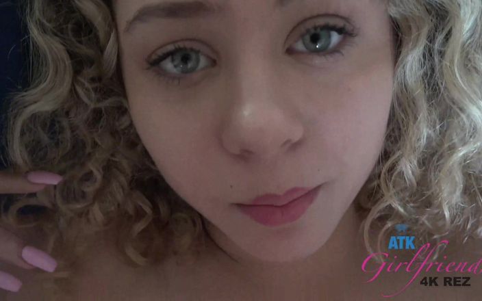 ATK Girlfriends: Vacanze virtuali