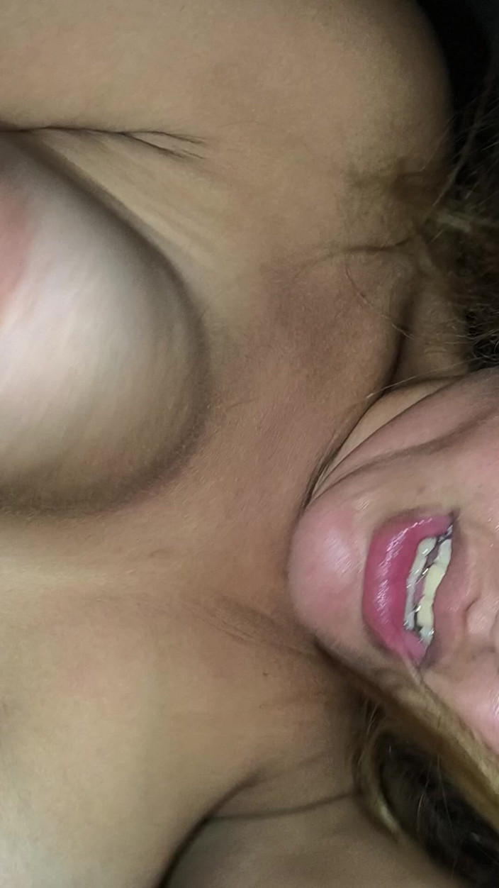 AngyAmazon: Cheating on My Husband with a New Bull Without Condom