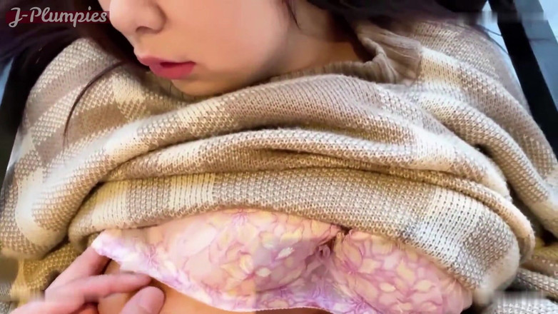 A case of fling: Anjo Asiático 23601