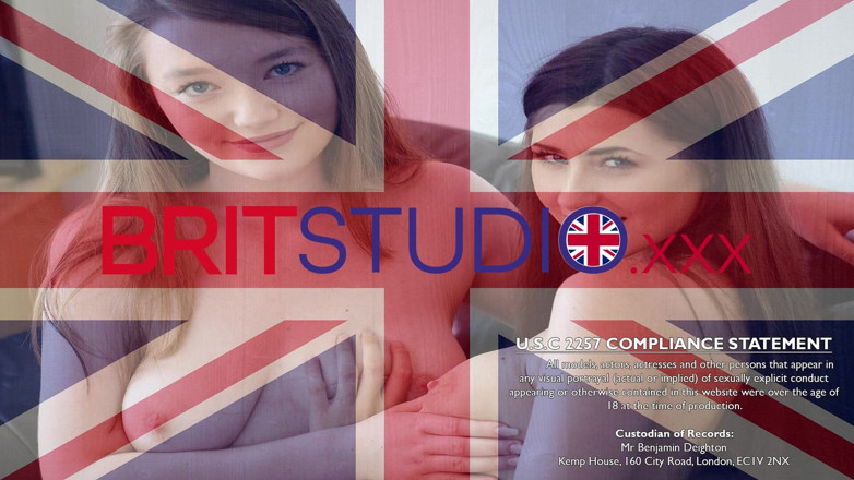 Brit Studio: British nurse visits a gloryhole after her shift
