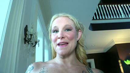 Private Society: Trzy kutasy dla Kory