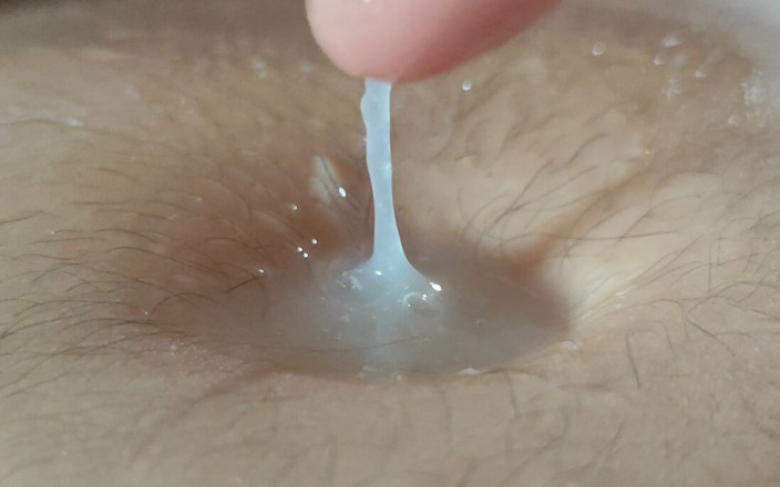 DaddyDoted: Deep Navel Turns Into a Reservoir of Cum.