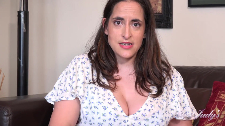 Aunt Judy's: Auntjudys - Your Friend's Busty Stepmom Lorelei Masturbates for You (pov)