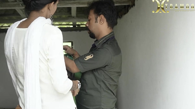 Xtramood: Sexy pár zpívá na střeše a miluje se, hardcore sex