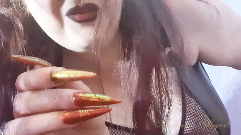 Mxtress Valleycat: Claw Body Ritual