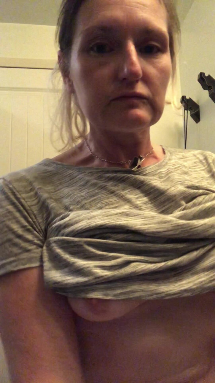 Pissing Paradise: लगभग एक अजनबी द्वारा पकड़ा गया