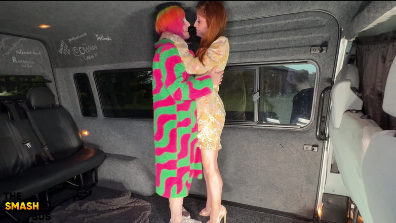 Lily kink: Smash Bus: Odbieranie Nieznajomych