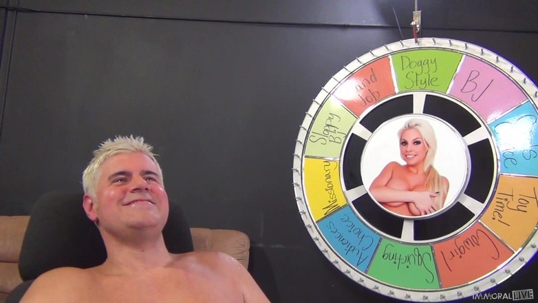 Immoral Live: Âm hộ của Brooklyn trở nên siêu ướt át chỉ nghĩ về...