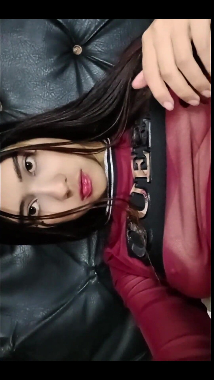 Studiotony: Büyük memeli Japon eğitmenin değerli videosu