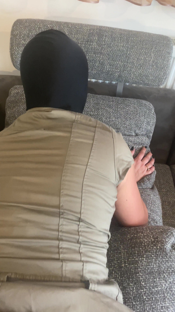 MilfyCalla: Milfycallas äventyr Ep 10 Post Man 2