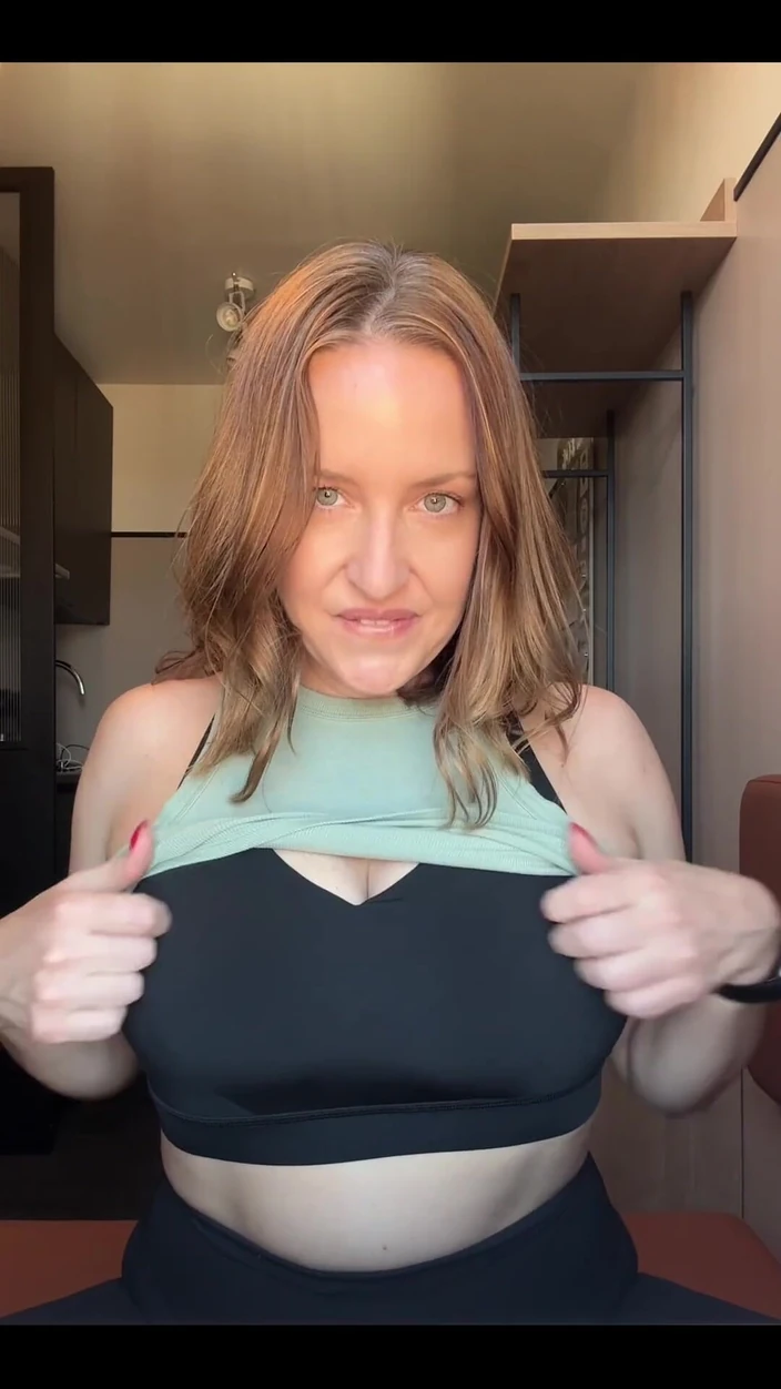 Avril Showers: Use This to Jack off and Show Me Your Load??