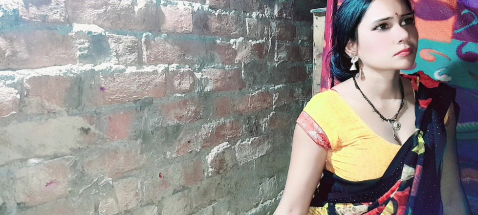 Renudbf: Madura casada é fodida por um namorado, meia-irmã sexy tem relaxamento...