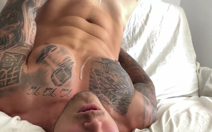 BoyGym: Grote geen handen komen klaar in mijn enorme pikken
