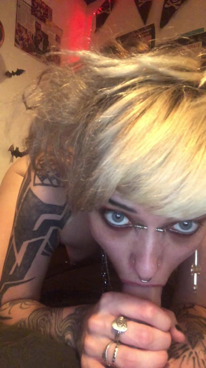 Glitterqueen1999: Skinny 18 Year Old Slut Fucks Ass and Cums After Deepthroating...