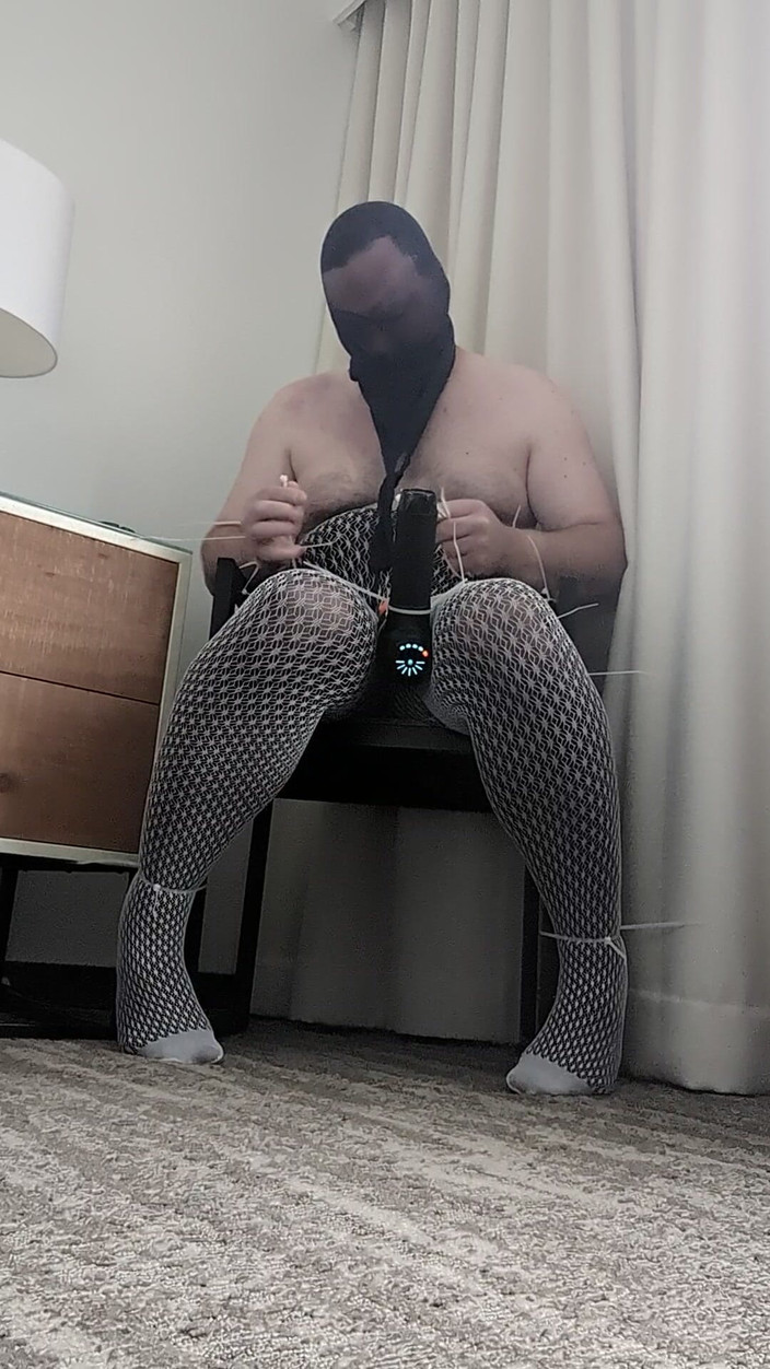 Phmann4u: La auto esclavitud casi salió mal