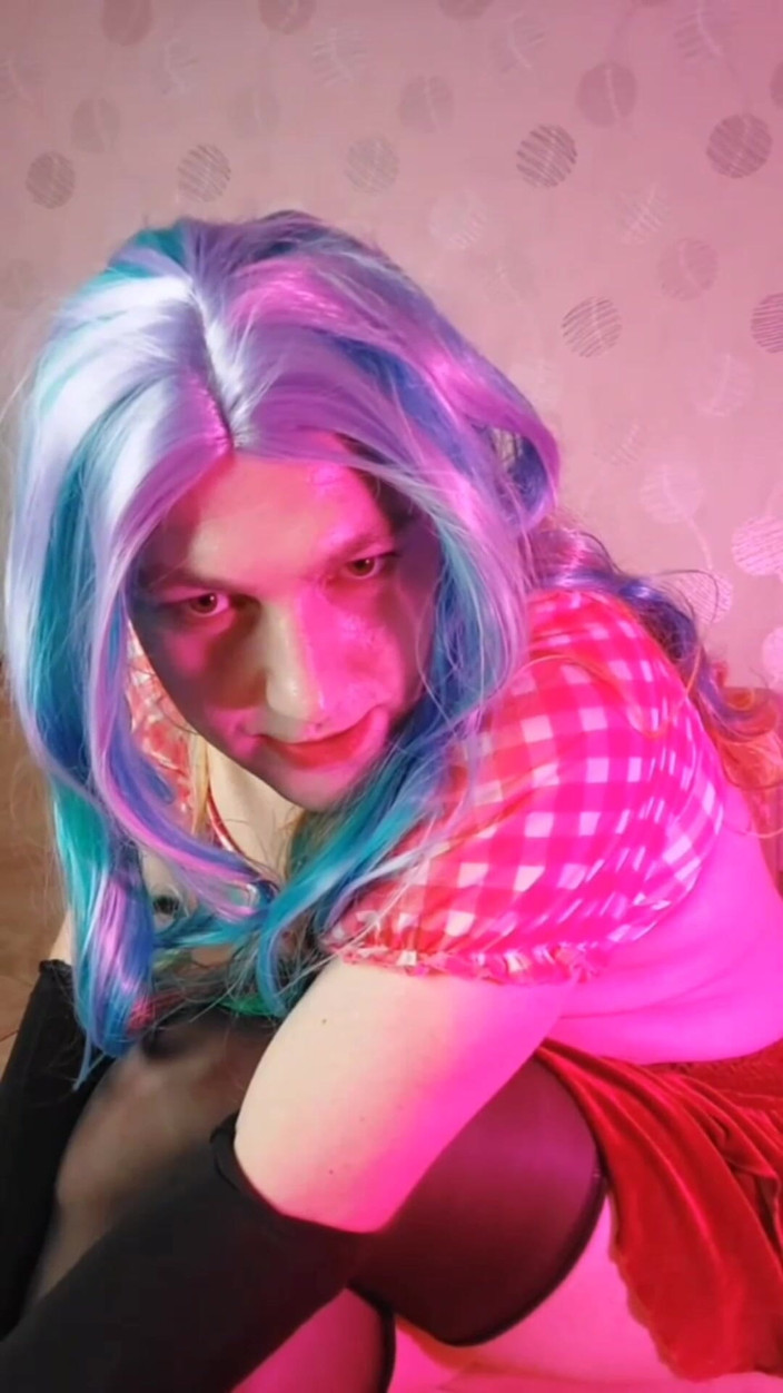Kitty_Cross: The Medusa Appearance Sissy Pretty Pinky