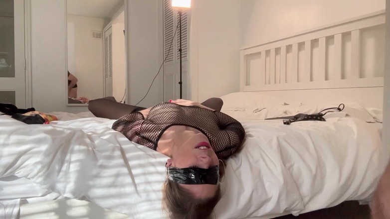 Alice Maze: Sub Alice Maze volledig gewijd aan Mr John Bishop