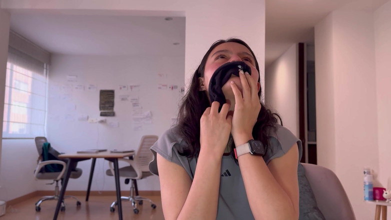 scarlettandc: Kompilace dívek zbožňujících své nohy