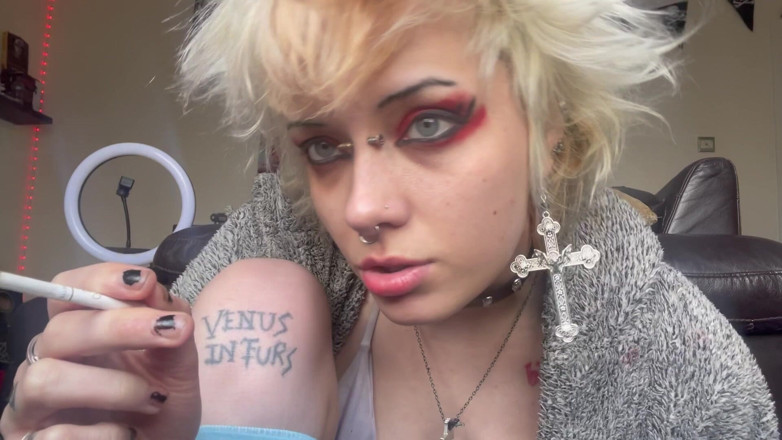 Glitterqueen1999: Smoking a Cigarette Compilation New Vids