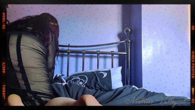 Mxtress Valleycat: 长指甲仪式