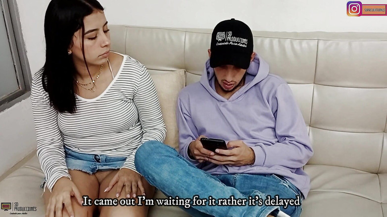 Vayolet: Aldatan evli kadın ağzımda büyük yaraklı bir amcığın tadını çıkarıyor - İspanyolca porno