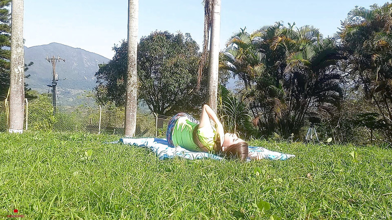 skpro_: Vezmu svého nevlastního bratra na otevřené pole a přinutím ho,...