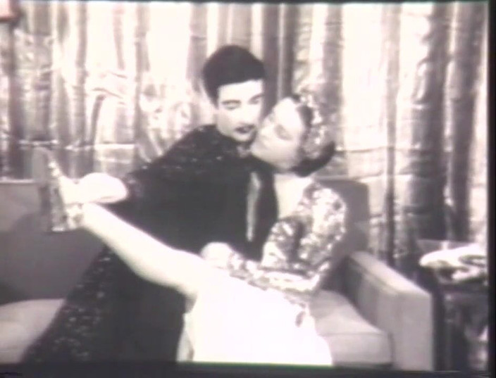 Vintage megastore: 나토마와 프레더릭 씨