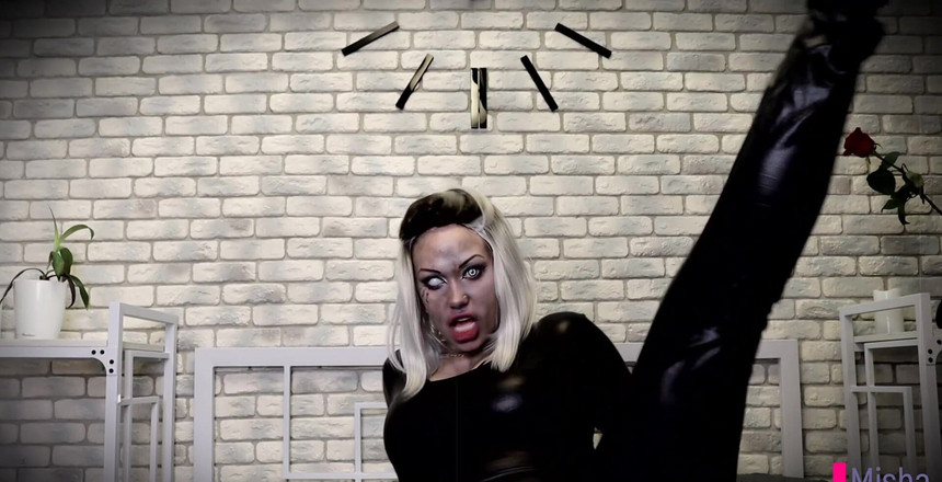 Goddess Misha Goldy: Deine eigene hölle!