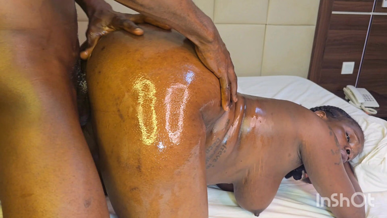 Bulocks: Ibu tiri gay biseksual berusia 71 tahun dikongkek keras oleh doktor...