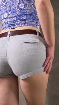 Amateur MILF in Tight Shorts and Full Back Panties Tease Visible Panty Line