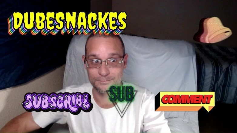 DubeSnackes: Dubesnackes, 취침 전에 한밤중 자위. 내 자지를 문지르는 침대에 누워.