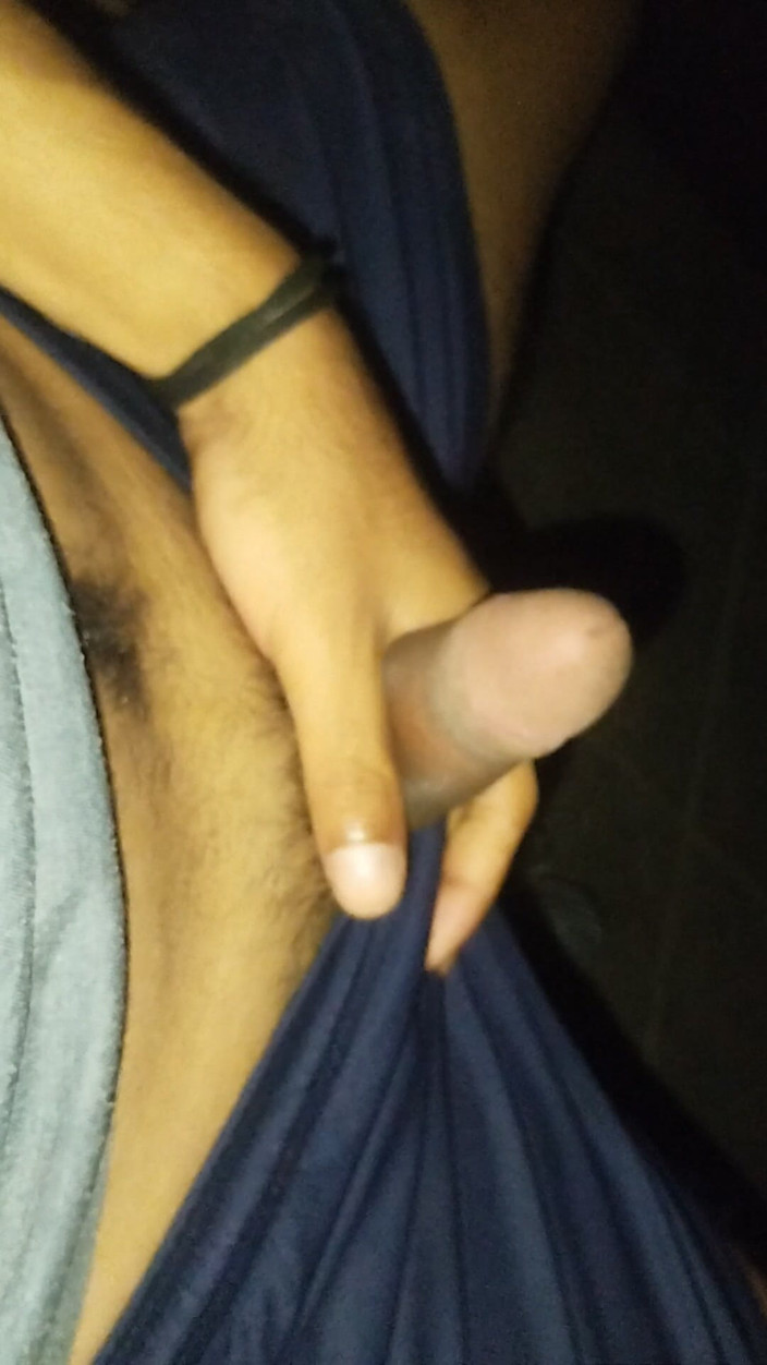 AlexAlejandro13: 내 음경 피부가 미끄러지는 것