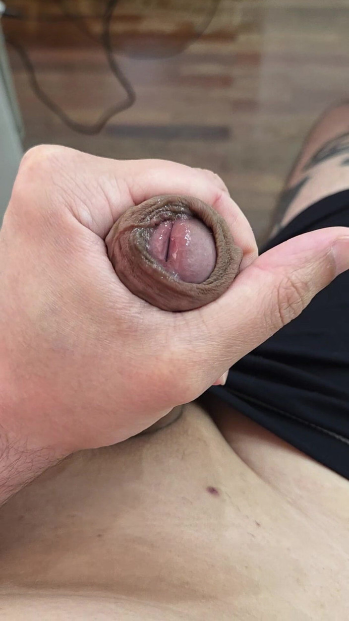 Lkdick8: Masturbating Alone - Onlyfans Lkingsbr1