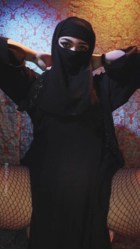 Habibti yang haus seks