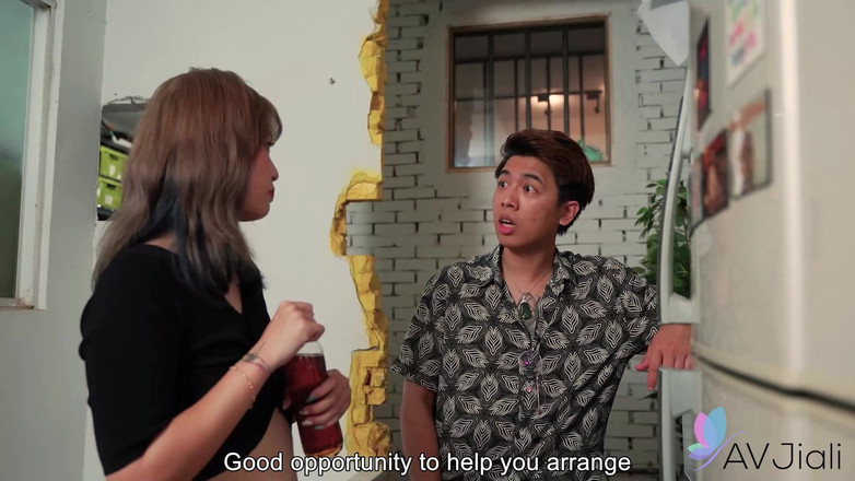 AV Jiali: 悪い悪いモデルのために、そして彼女が彼をファックするように彼を硬くする