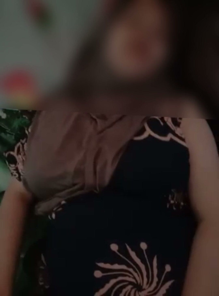 Famly sex: การไถของสาวหมู่บ้านในฮิญาบนั้นอร่อยมาก part2
