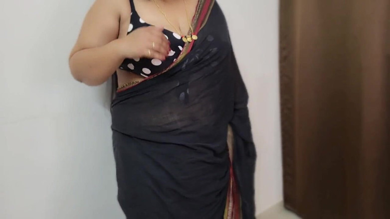 Hot Pavitra: Ui Amma so Much in Mood Book Show Now