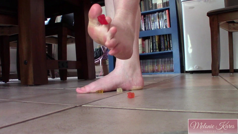 Melonie Kares: Giantess stepmommy eats your gummy bear friends