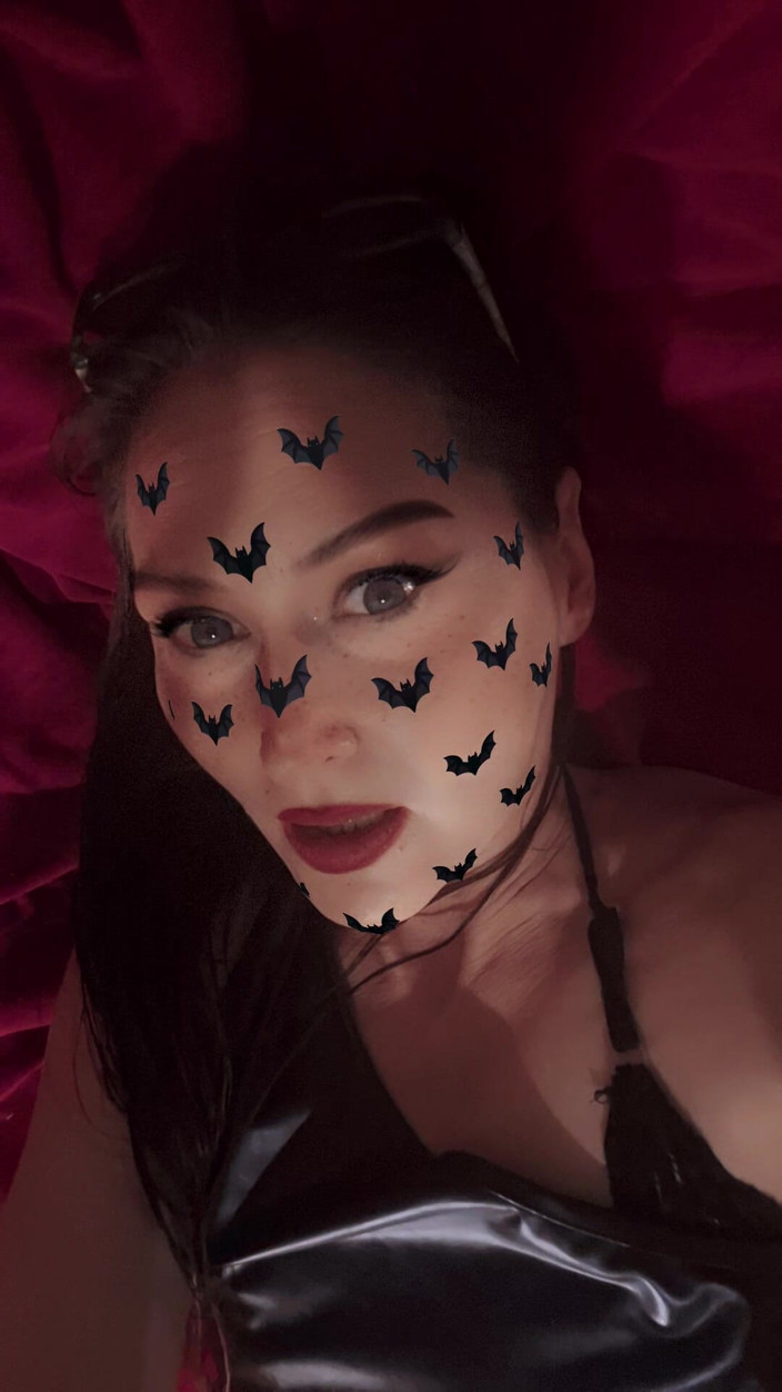 Dominatrix Redsonyja: 페티쉬 모델 지배자 레드