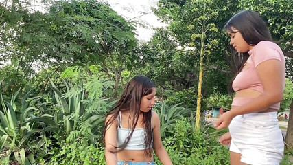 DAYANNA: Zapraszam moją szwagierkę do oglądania filmów, żebyśmy mogli pieprzyć nasze napalone...