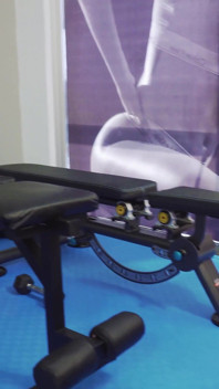 Gym Trainer Fucks the New Girl