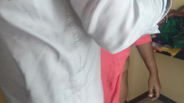 Laxi ammu: Cipka lizanie college loszka