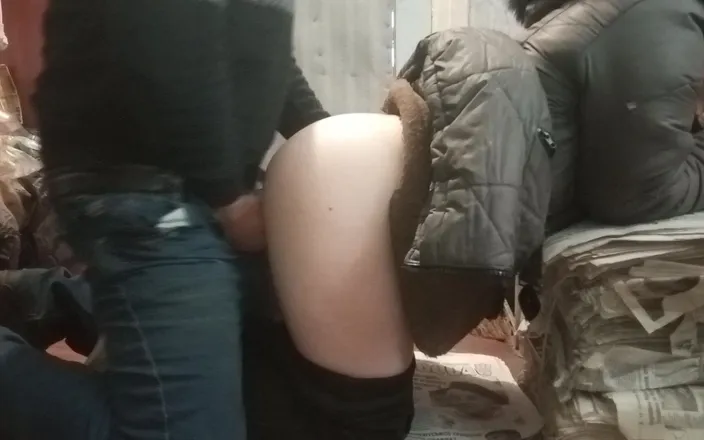 VitLen2: Fucked in the Back of the Store on Old Newspapers
