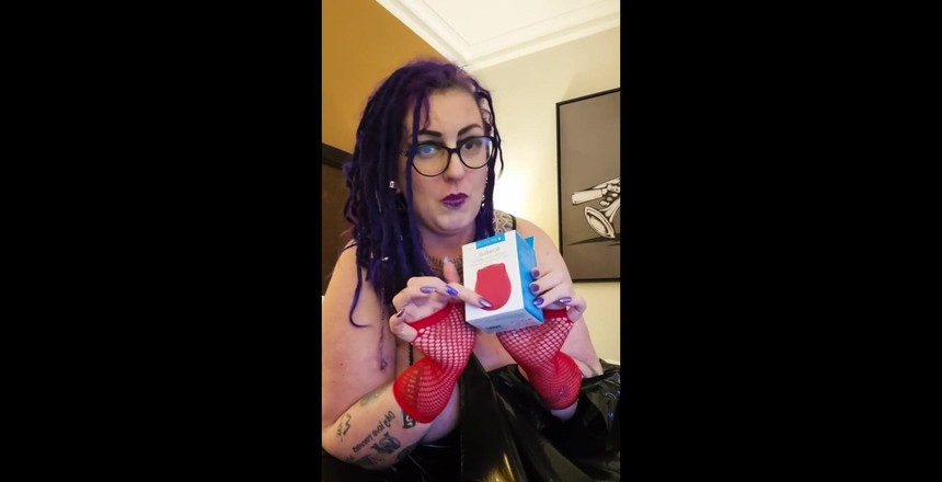 Mraltmrskinky: Uwielbiam otrzymywać nowe zabawki! Który z nich ci się podoba?