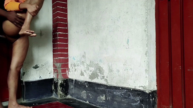 Deshi women: 인도 마을 학생 소녀 새로운 바이러스 성 비디오