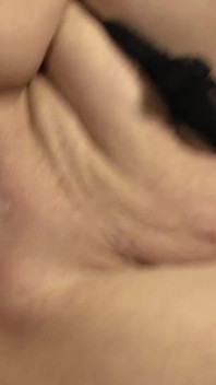 German - Milf like to squirt