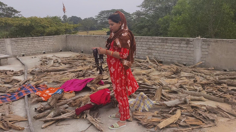 Sona bhabhi: Jija Ne Apni Sali Ko Chhat Ka Upper Choda, Job...