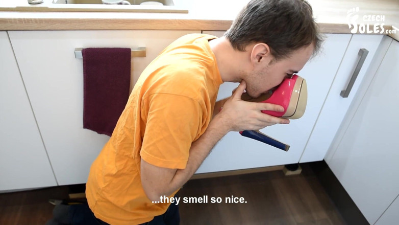Czech Soles - foot fetish content: Naughty plumber at her feet