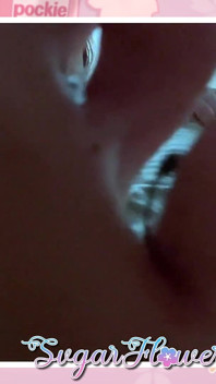 POV: Uctívání a stříkání na moje páchnoucí nohy