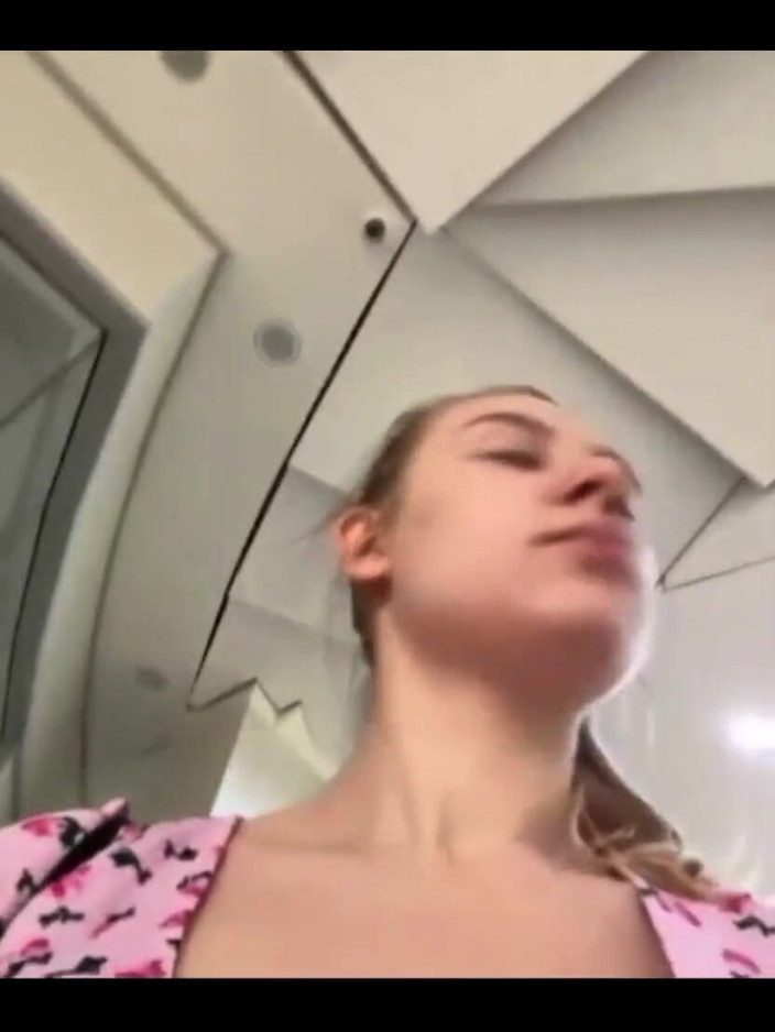 JuiceLussie: Crazy Fucking in the Locker Room